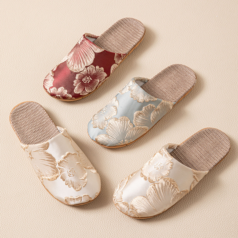 Jedwabne kapcie damskie domowe – Women Shoes Mules recenzja i cena
